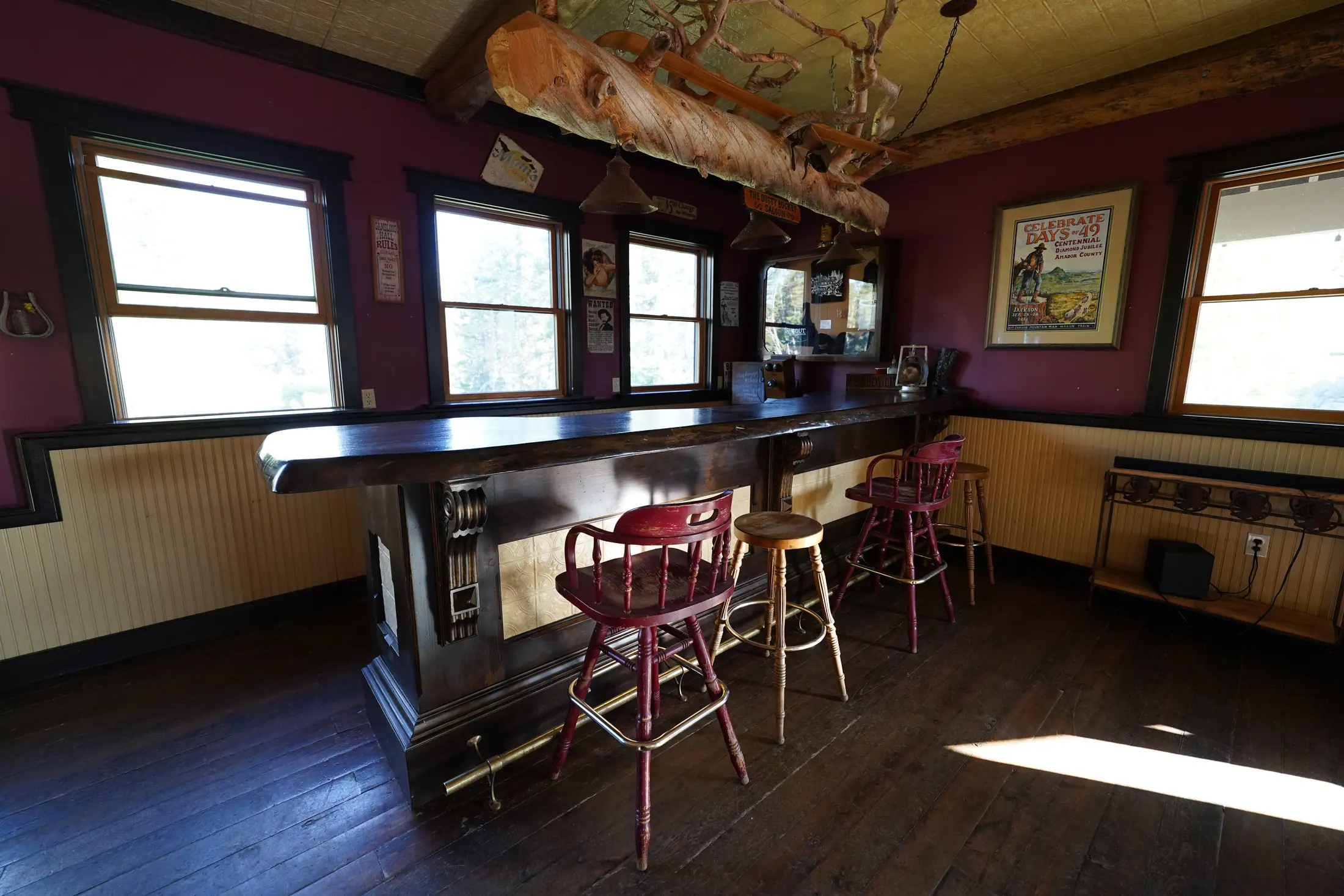 The Saloon — 8 of 21